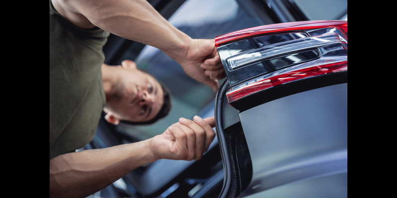 M Work Auto Body in Columbus